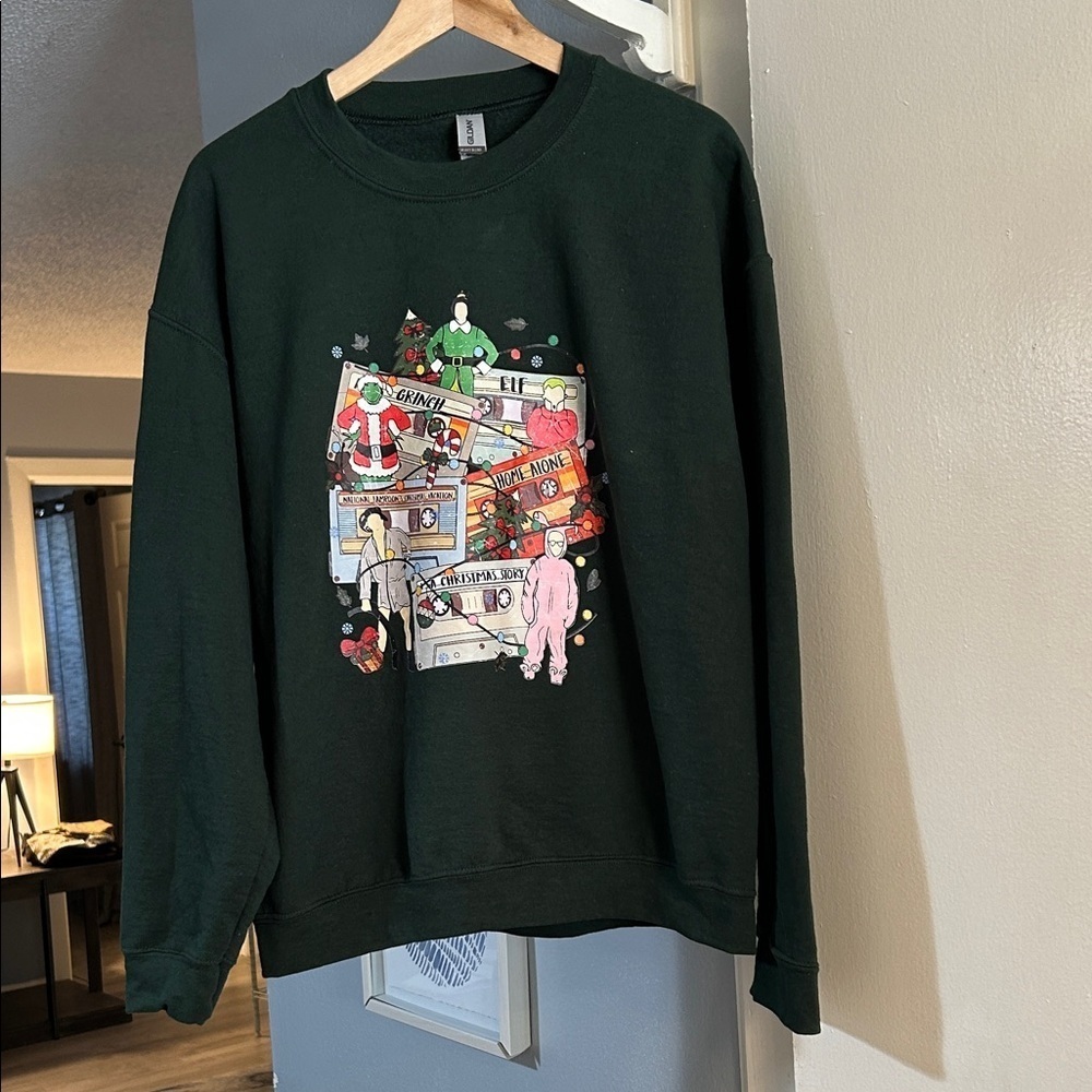 Vintage 90s Christmas Movie Cassette Sweatshirt Size L